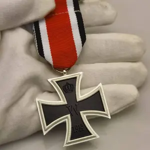 Iron Cross Medal Prussian Second Class Military Pin Replica Pendant, Perfect for Parties Gatherings Collection Holiday Gift
