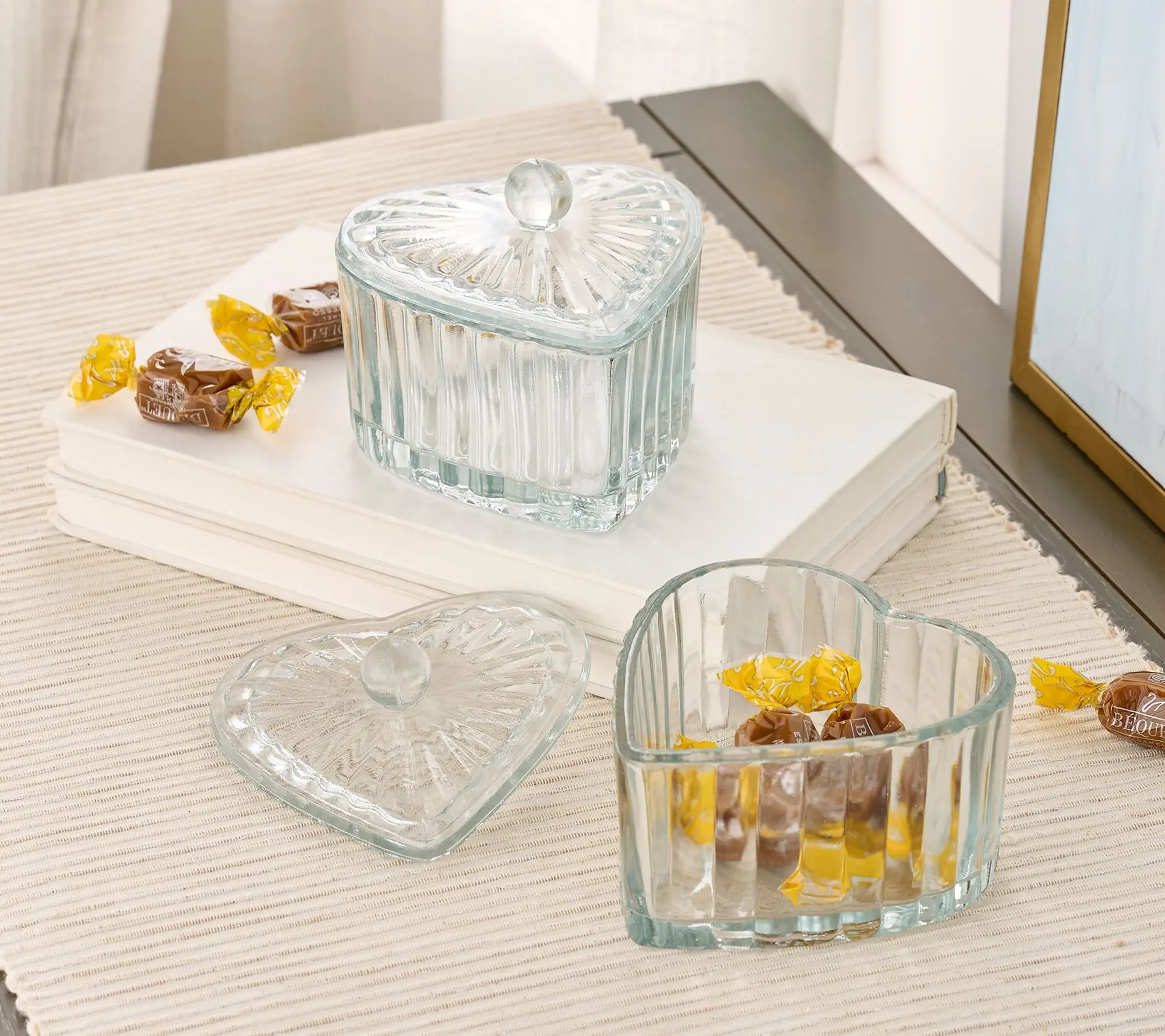 Home Reflections Set of 2 Glass Heart Candy Dishes w/ Lids