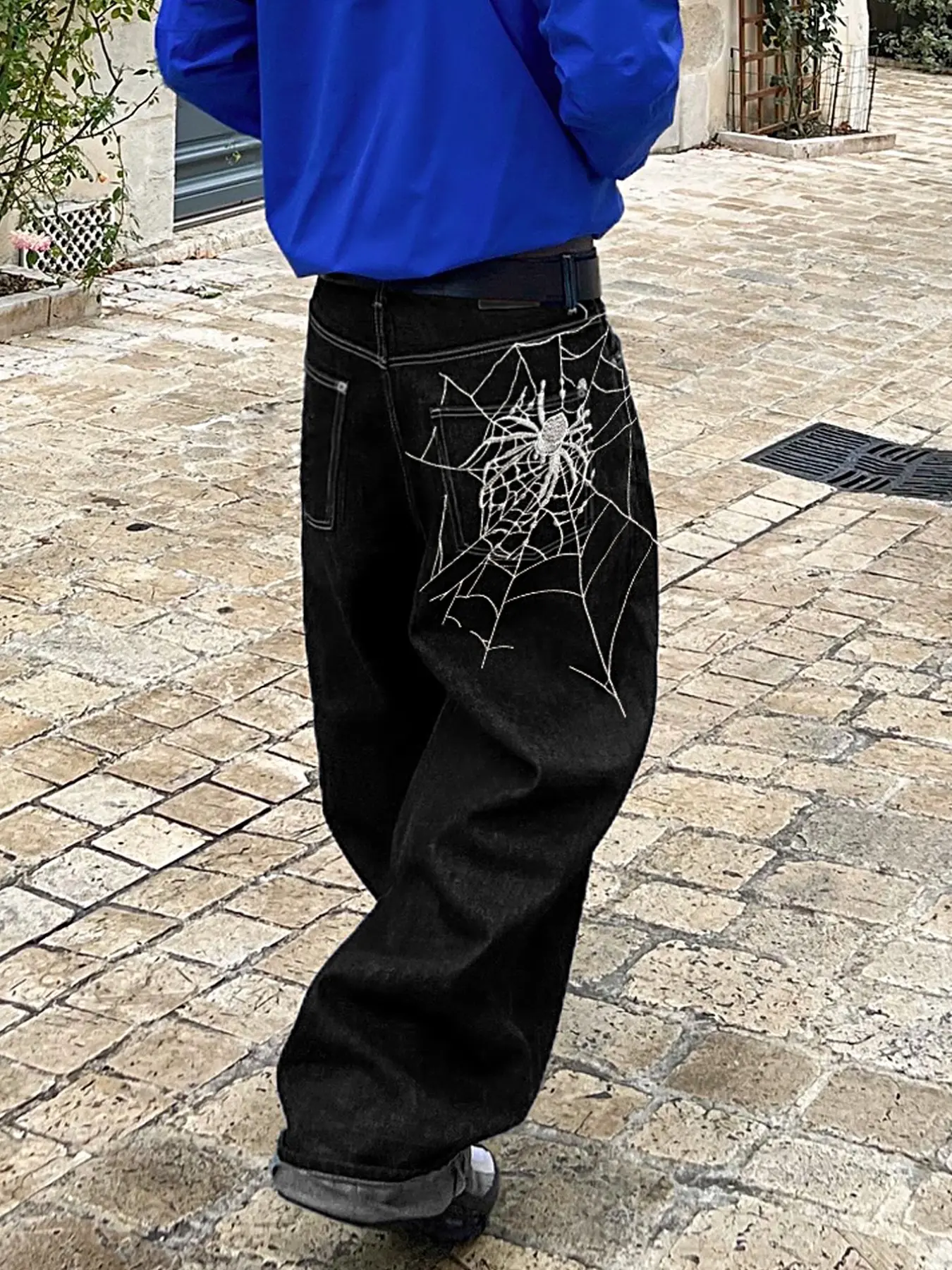Spider Web Embroidery Jeans, Embroidered Denim Pants, Men's Baggy Loose Fit Natural Y2K Design Streetwear Denim Jeans with Pocket, Casual Fashion Clothing, Comfortable and Stylish