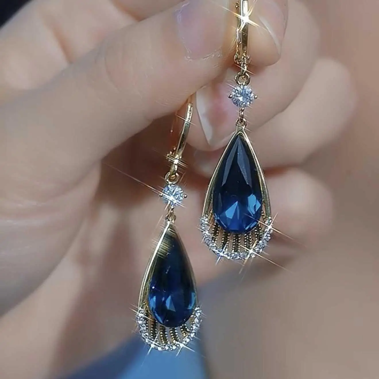 Japanese and Korean Elegant Fashionable Minimalist Blue Earrings Teardrop Ear Jewelry Personalized Ear Cuff Drops for Women HNAK78