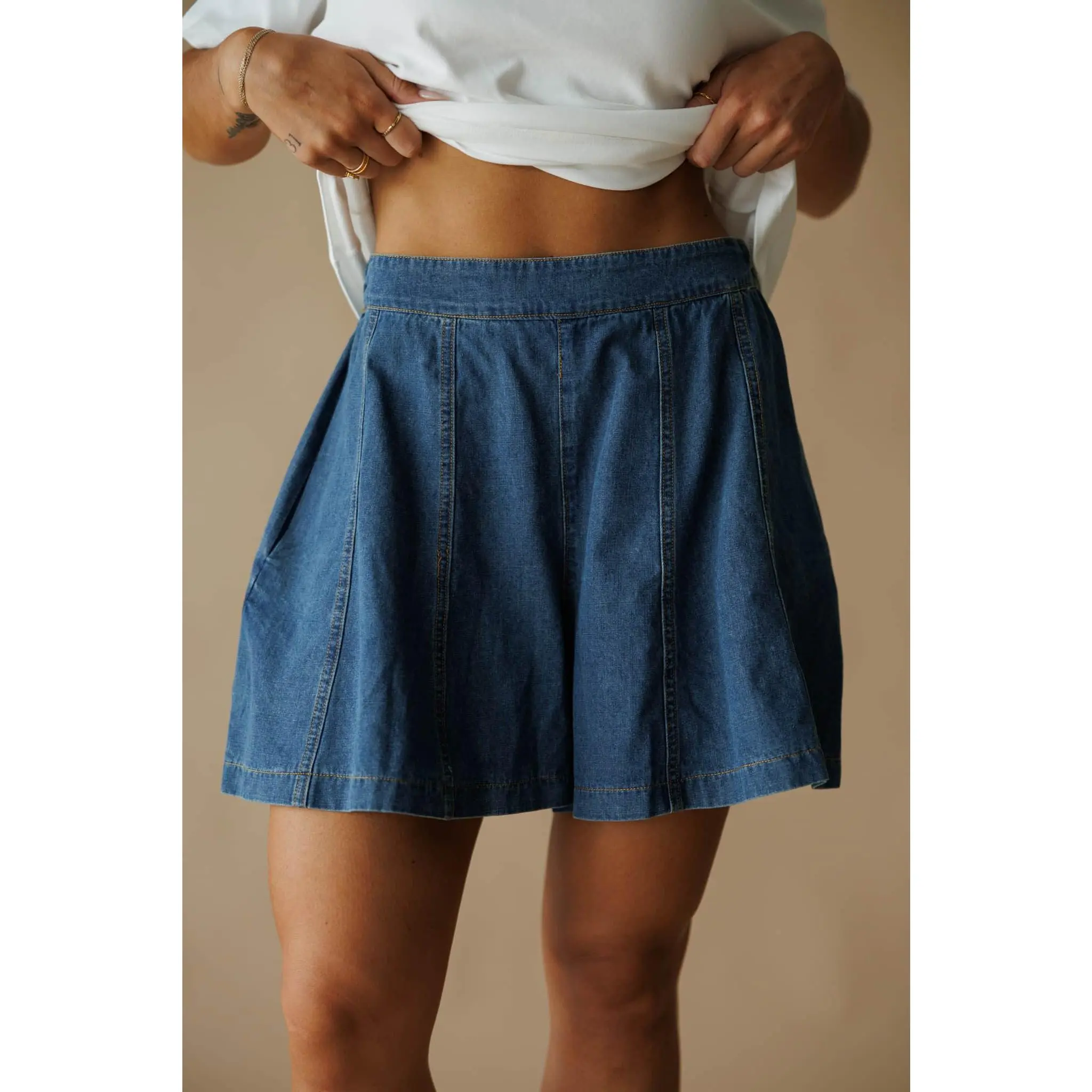 Women's Washed Flared Denim Shorts, Relaxed Fit Cotton-Polyester Blend with a Flattering Cut and Casual Frayed Hem, Bottom, Comfortable, Hip, Fabric, Basic