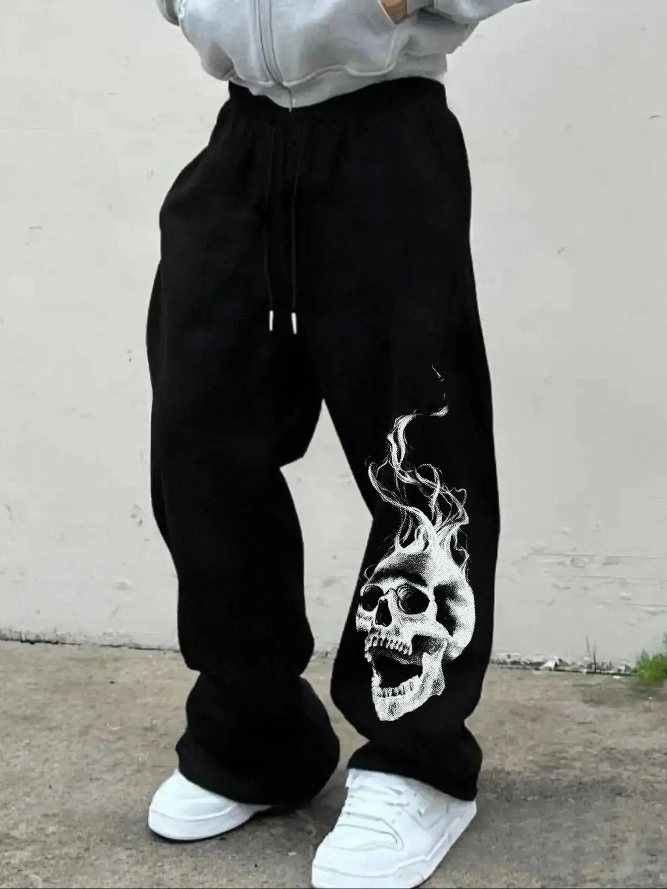 Men's Casual Loose-Fit Sweatpants, Graphic Skull Print Drawstring Waistband, All-Season Comfortable Pants for Daily Wear & Outdoor Activities, Casual Street Sweatpants, Athleisure Style Bottoms, Athleisure Design, Casual Comfy Sweatpants