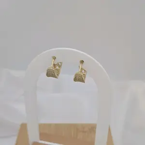 aretes 462 gold plated