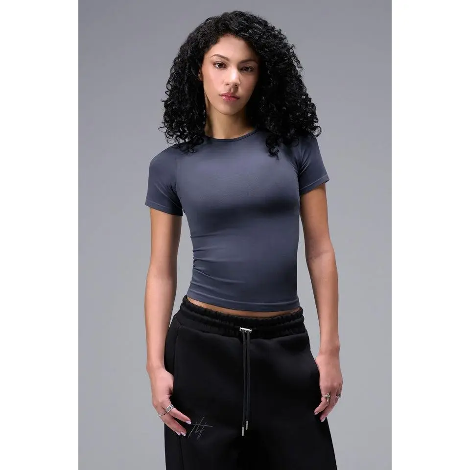 Essential Seamless T Shirt