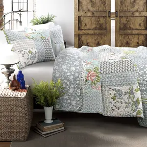 Lush Decor Roesser Reversible Cotton Quilt 3 Piece Set Blue, Full/Queen/King Size - Floral Bedding Set Quilt - Patchwork Quilts - Cottage Core Decor