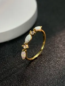 Elegant Horse Eye Opal Ring for Women, Fashionable Luxury Small Design, Unique Jewelry Accessory, Precise Finger Ring Decoration