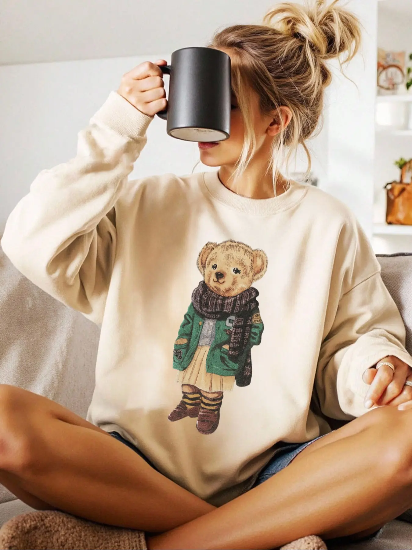 "Vintage Bear Outfit" printed soft sweatshirt, a crewneck sweatshirt with bear, Animal art, the gift for vintage lovers and casual enthusiasts, suitable for vintage parties, casual dates, Everyday, featuring a unique style with vintage bear d, Tops