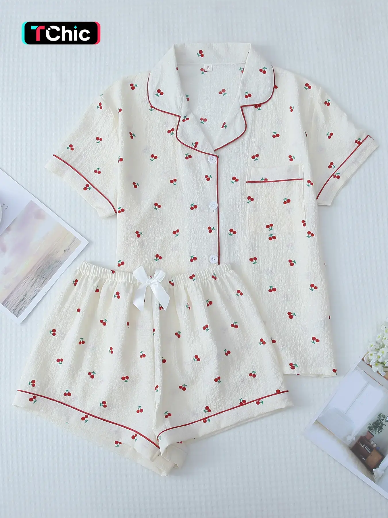 Two Counts Women's Cherry/Heart/Floral Print Lapel Pocket Shirt & Bow Decor Shorts Pyjama Set, Button Front Short Sleeve Top & Contrast Binding Shorts Pj Set, Casual Comfortable Sleepwear Set for Women