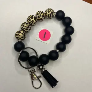 Leopard speckled silicone bead wristlet