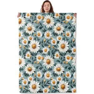 Vintage Daisy Blanket, soft, warm, and comfortable, with white daisy floral pattern, suitable as a gift for adults, children, and women. Lightweight, soft, and comfortable flannel blanket, suitable for sofa, travel, bed, home decoration, size 60*50inch