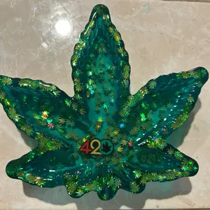 420 Leaf Resin Ashtray - All Colors Available - Unique Design with Number 420 on Green Glittered Leaf Shape