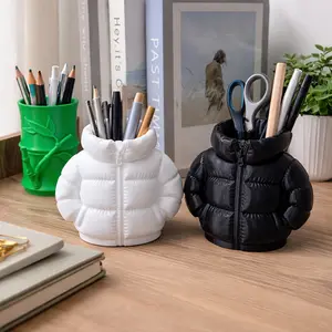 Cute Down Jacket Shape Pen Holder, Creative 3D Printed Novelty Cup Mat, Classroom Student Desk Accessories, Home Office Desk Decor, Desktop Organizer