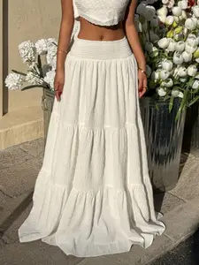 Women's Feminine Elegance Waist-Cropped Pleated Ruffle Half-Length Skirt, Lined Non-See-Through, Ideal for Travel, Office, Casual Occasions Maxi