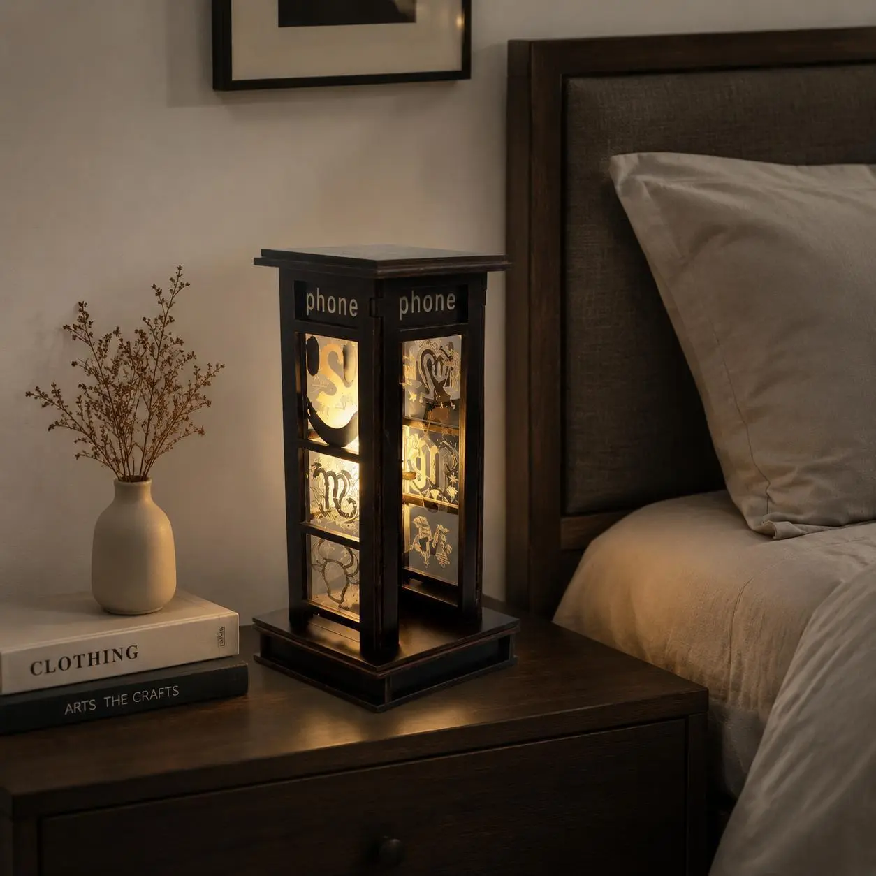 Retro London Telephone Booth Decorative Table Lamp - USB Warm Light Home Decor Collectible, Suitable for Home & Cafe Use, Special Zodiac Gift