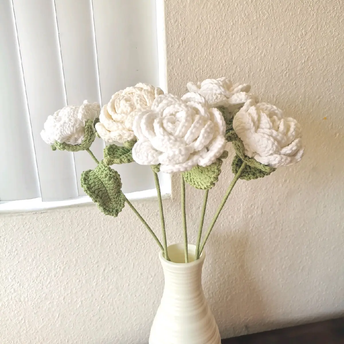 Dq&Dq  crochet flower+crochet rose bouquet+forever flower+birthday gift+christmas Gift+ Housewarming Present+graduation gift+Gift for Friends and Family