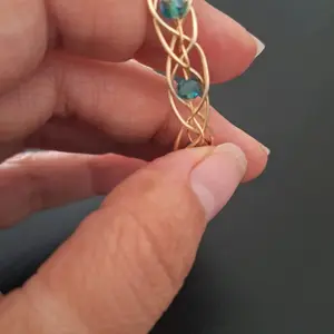 wire wrapped beaded bracelet