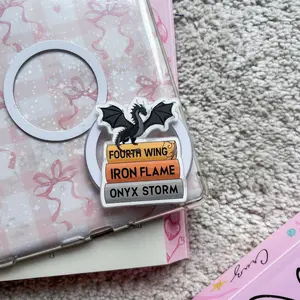 Fourth Wing Series Book Stack Phone Grip, Basgiath War College Griptok, Dragon Rider Smartphone Stand, Unique Gift for Her, Sticker Decor