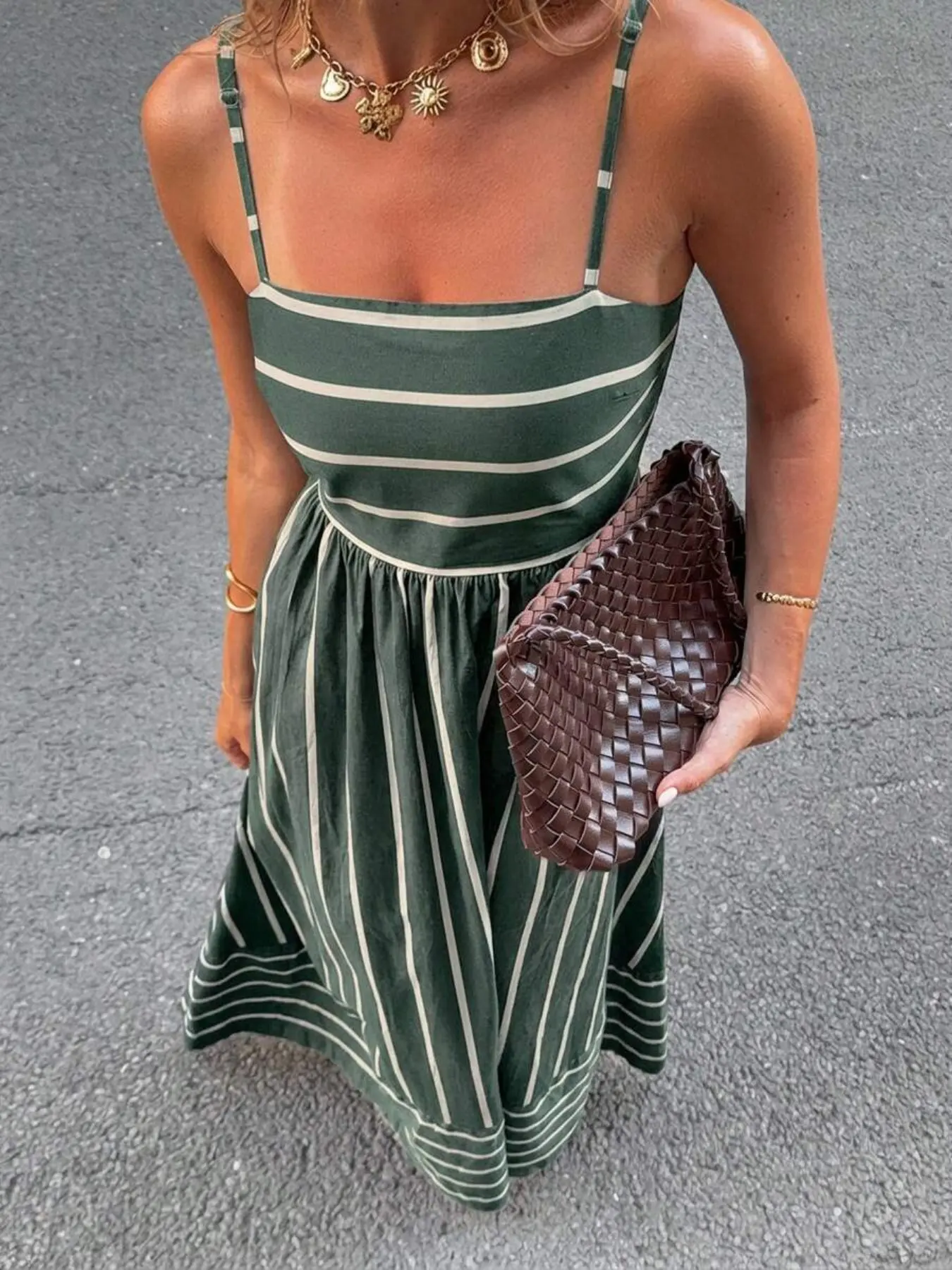 Women's Casual Striped Print Cami Dress, High Waist A-Line Long Dress for Vacation, Summer, French Vintage Style, Slim-Fit
