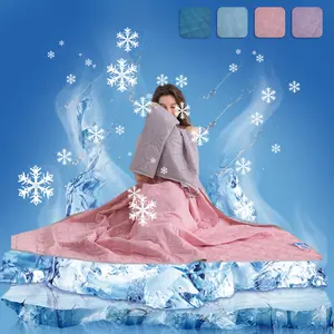 Cooling Throw Blanket, Lightweight Breathable Silky Soft Blanket, Comfortable Bedding for Hot Sleepers and Night Sweats, Perfect Gift for Loved Ones, Cooling Blanket