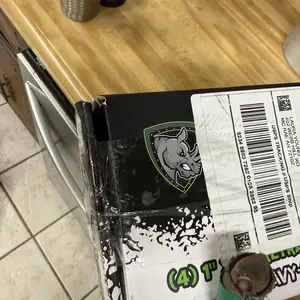 Product Review of Rhino USA 1" x 10' Retractable Ratchet Straps (select 2 pack or 4 pack) - Medium Duty Self Retracting Tie Down Straps for Truck, Cargo Trailer from L**.