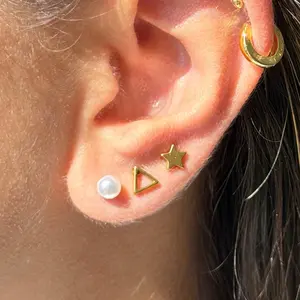 EVRY JEWELS Gold or Silver Plated Women's Hypoallergenic Hey Darling Pearl 3-Piece Flat Back Earrings Set