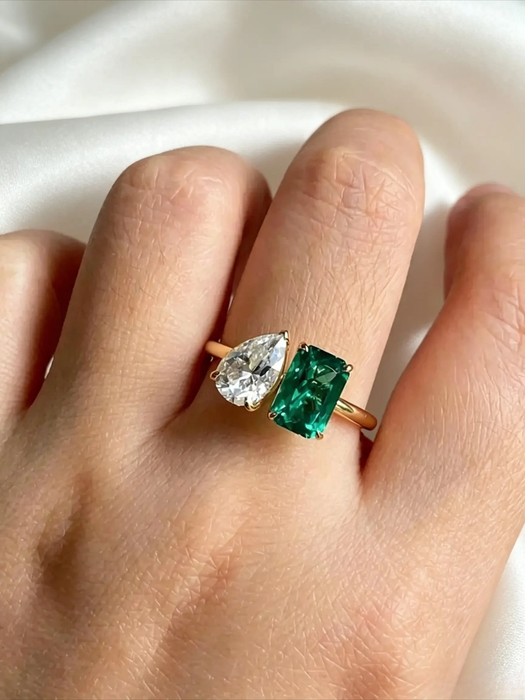 2 Stone Toi Et Moi Emerald & Pear CZ Ring, 14K Gold Plated Vintage Engagement Band, Luxury Simulated Emerald Crystal Statement Cocktail Fine Jewelry Gift for Women Brides