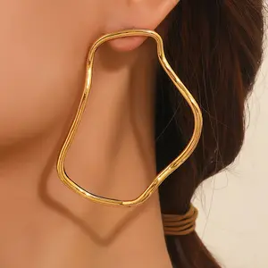 Women's Oversize Irregular Geometric Earrings - 1-Count Unique Costume Jewelry for Daily Wear, Party Outfits, Date Night Outfits men