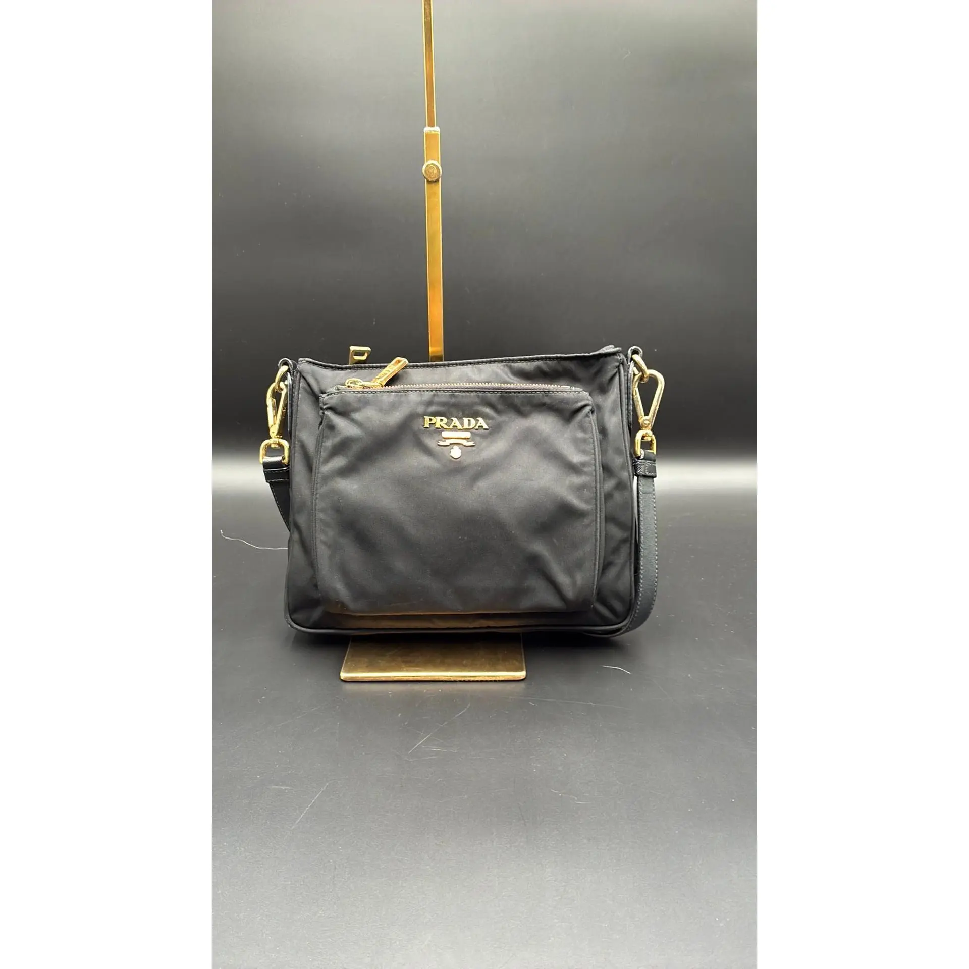 Pre-owned PRADA Leather Luxury Bags & Accessories Tessuto Nylon Bag, Black Date Code: 165FR. Entrupy ID: TRHKGX3.