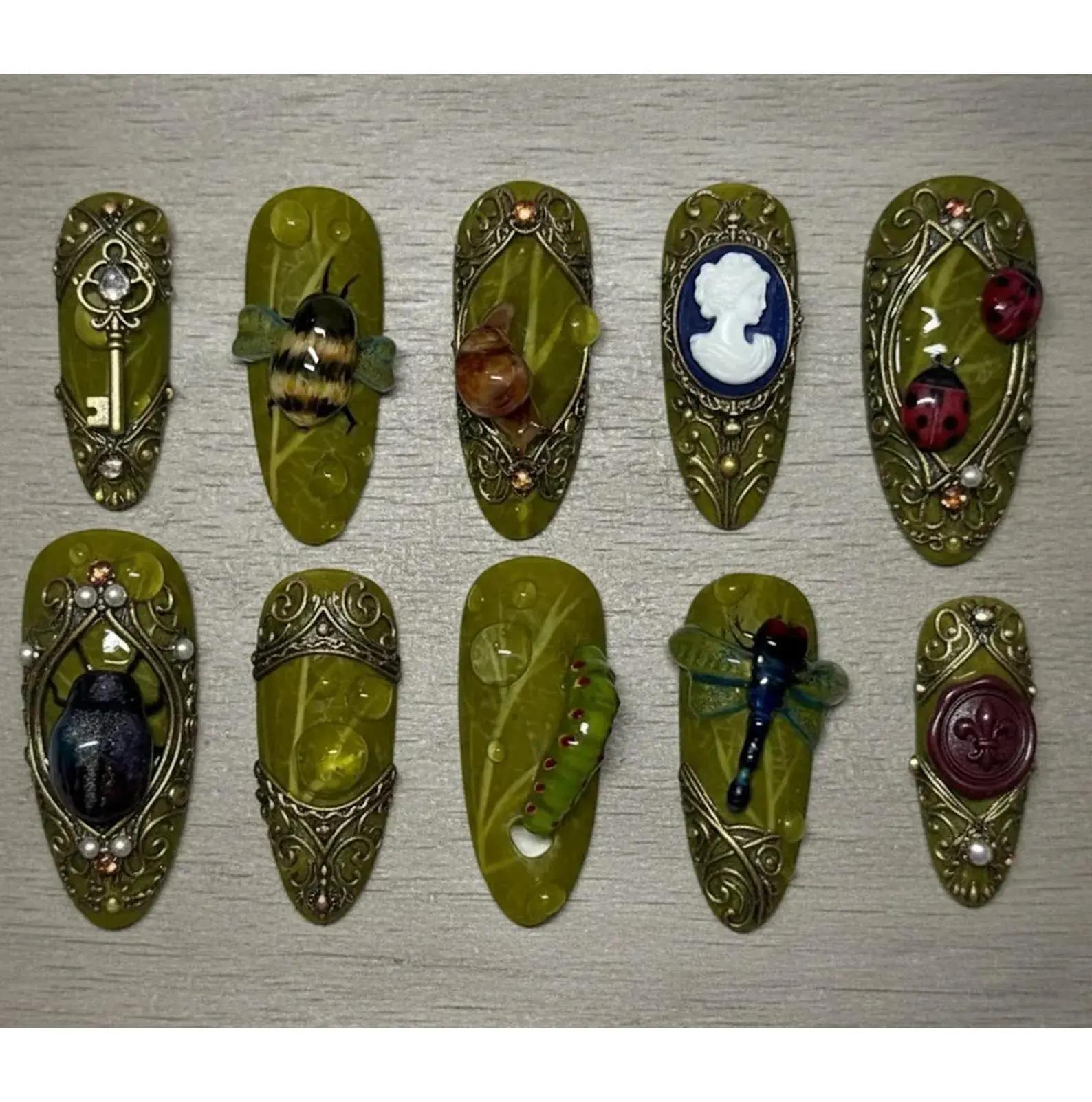 Vintage Press On Nails | Bee, Snail, Ladybug Sculptural Nails art