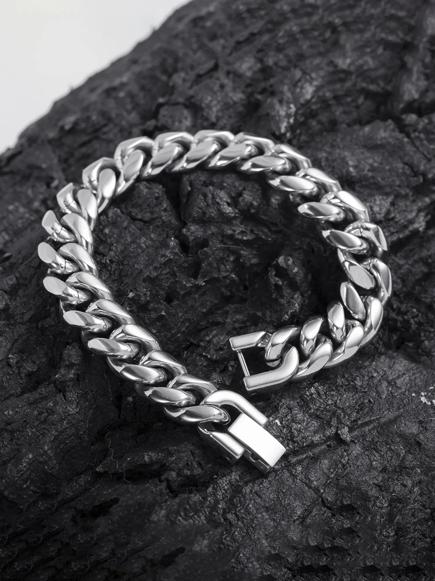 Men's Shiny Silver Miami Cuban Link Chain Bracelet, Premium Stainless Steel, High Polished, 6/7/8/9 Inch Length, Thick Heavy & Solid Design with Unique Exquisite Clasp, Perfect Gift, High Quality Bracelet, Bracelets Jewelry