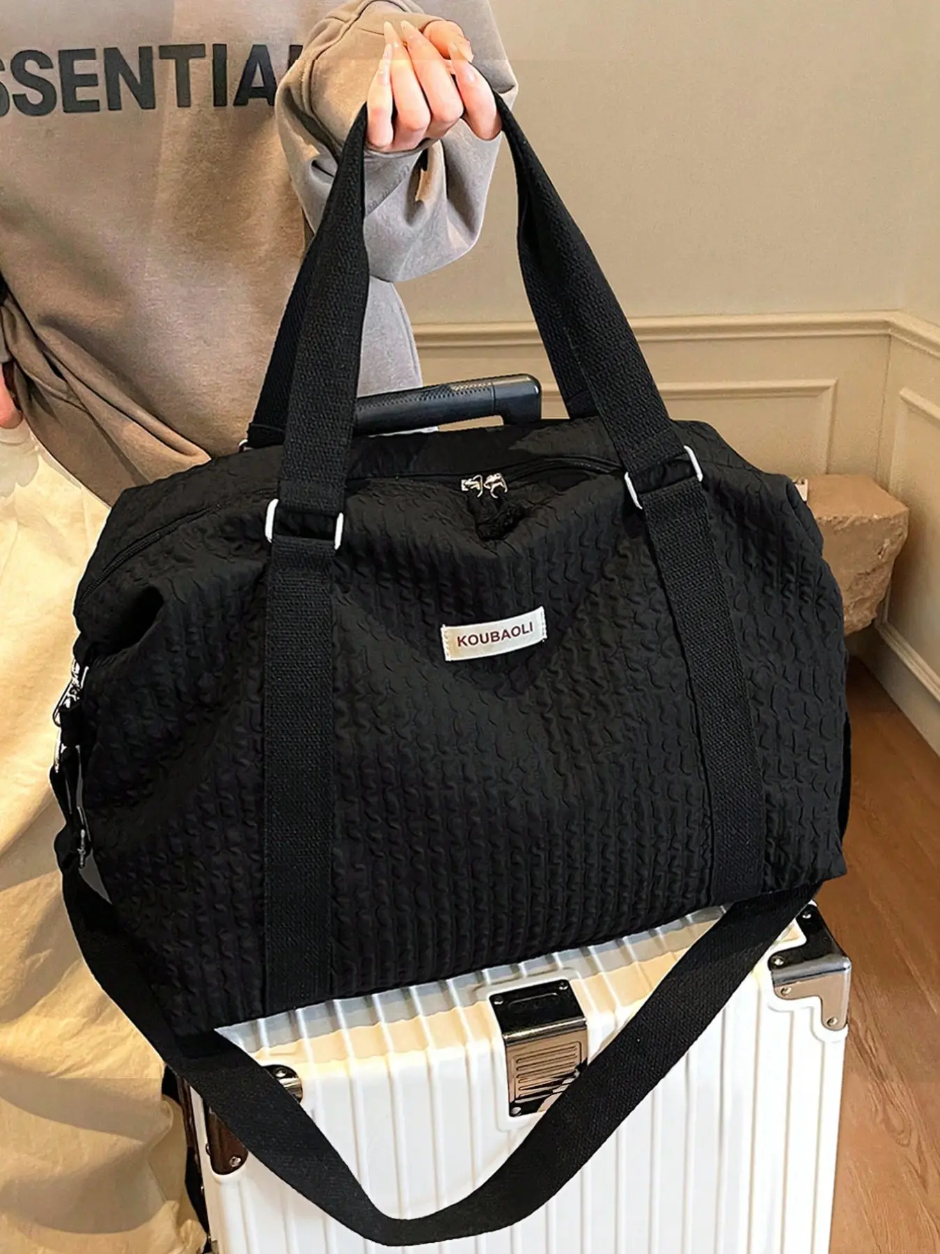 Large Capacity Foldable Lightweight Luggage Bag, Travel Bag, Travel Duffle Bag, Storage Bag, Colorblock Fashion High-End Travel Bag, Dry-Wet Separation, Travel Essentials Bag, Travel Duffel