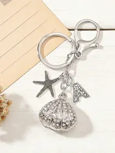 A sparkling starfish shell alloy keychain with diamond-encrusted letters A-Z, a fashionable summer ocean style keychain charm, suitable for car keys, backpacks, earphones, and bags, a unique wedding season gift