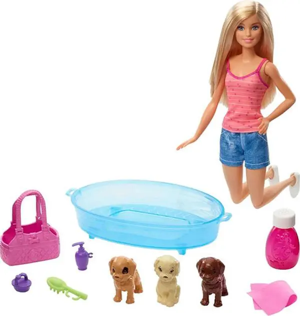 Barbie Doll and Pets Collectible Figurine Playset - Doll Playsets for Tots, Ideal for Role Play Bath and Bath Time Fun Toys