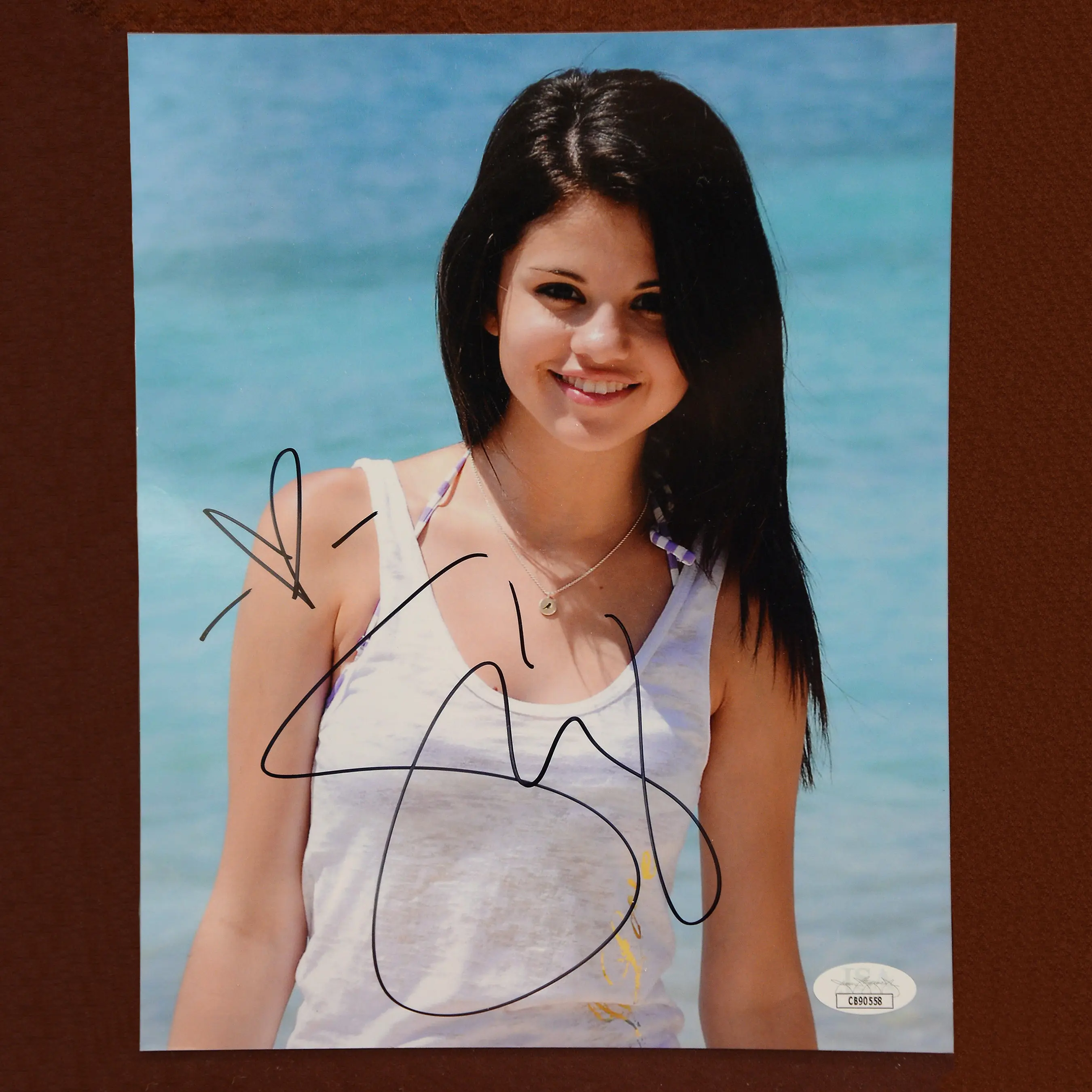 Selena Gomez 8 x 10 Signed JSA Authenticated Photograph