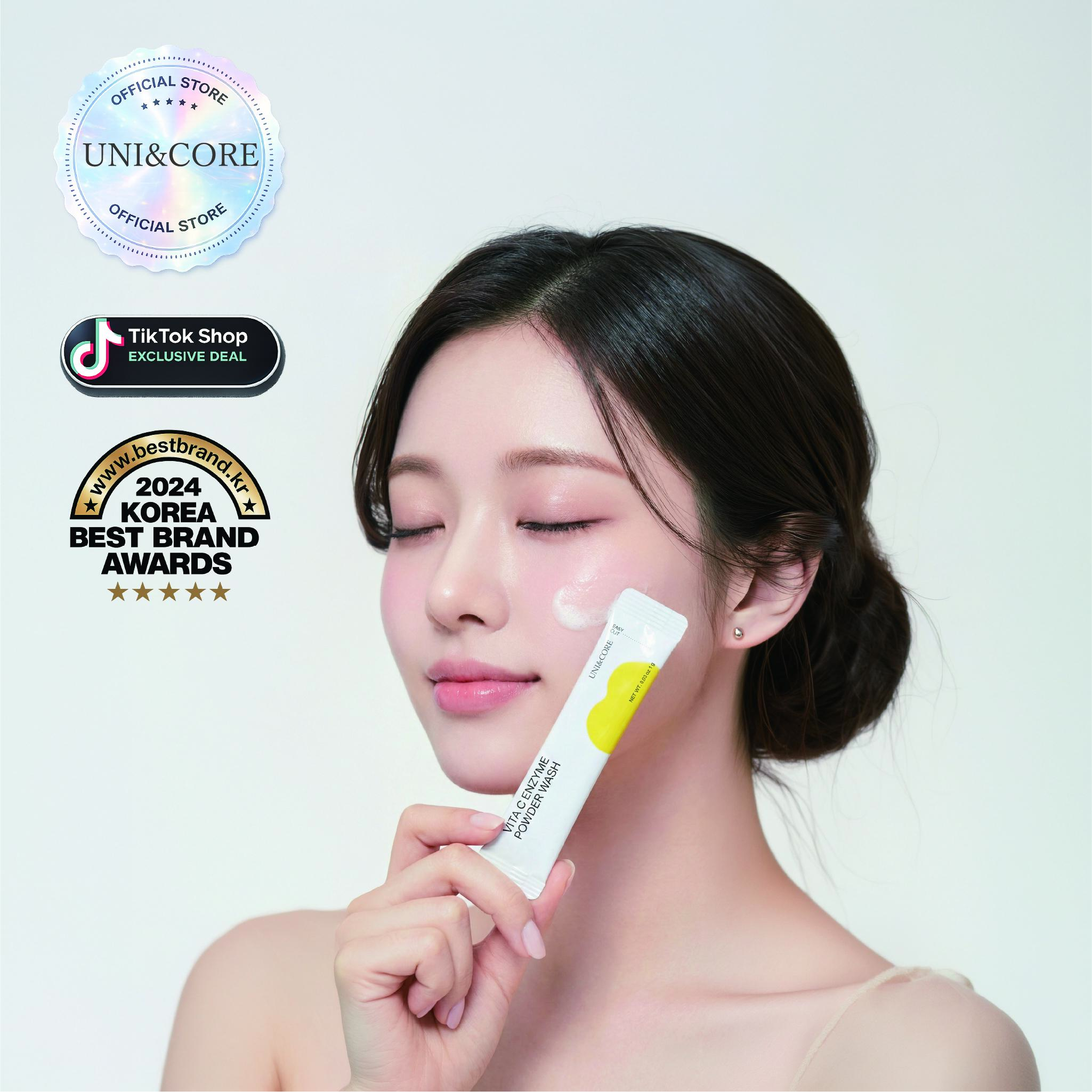 [UNI&CORE] Vita C Enzyme Powder Wash (30 sachets) 1.06 oz. (30g) Korean Vitamin C Facial Daily Gentle Cleanser Radiance Care Cleansing Powder campingessentials