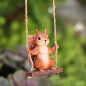 Resin Craft Squirrel Standing Swing Decorative Hanging Ornament, Fun Garden Decoration, Collectible Gift, Resin Artwork