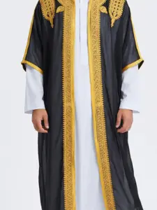 Muslim Middle East Men's Long Robe Outerwear, Traditional Arabic Clothing, Comfortable and Stylish, Perfect for Daily Wear