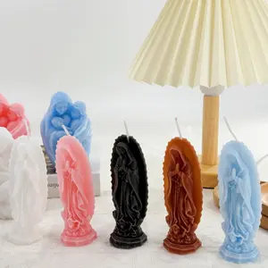 Virgin Mary Holding Baby Scented Candle, Enchanting Hand-Poured Soy Wax Aroma, Decorative Candle for Religious Celebrations, Baptisms, Baby Showers, Cozy