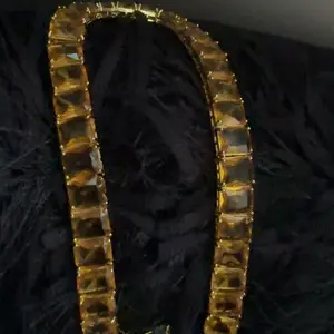 Amber Night Set  - High-Quality Craftsmanship, Beautiful Amber Color, Perfect for Elegant Outfits