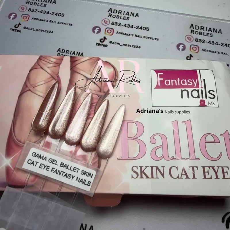 COLECCIÓN BALLET SKIN CAT EYE FANTASY NAILS 5 PIEZAS