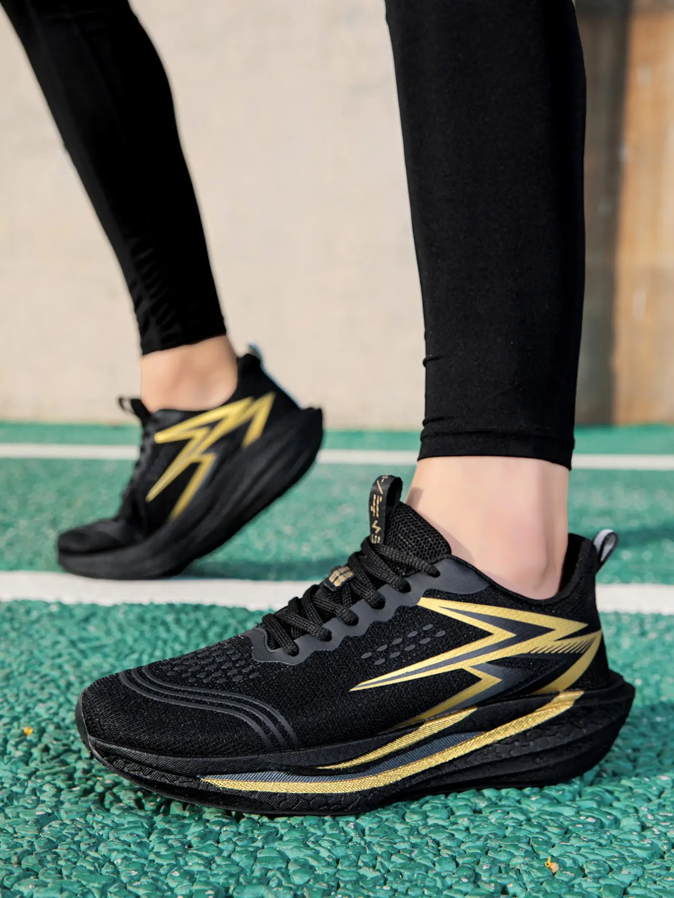 Professional Running Shoes Carbon Plate Technology, Lightweight Cushioned Sports Shoes, Anti-Slip Breathable Gradient, Breathable Running Sneakers, Fitness Running Shoes, Athletic Running Shoes, Runner Shoe