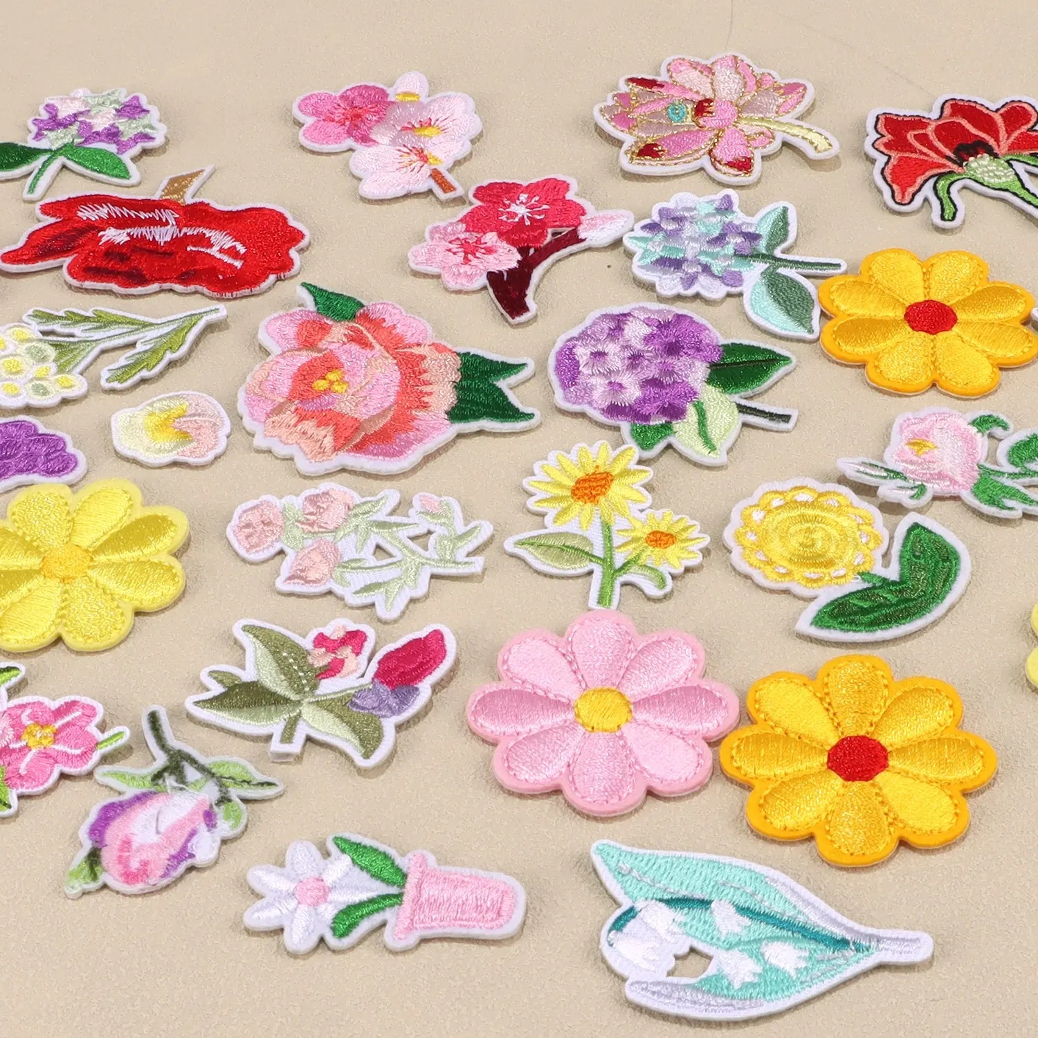 36pcs Floral Embroidered Fabric Patches, Iron-On & Sew-On, DIY Crafts, Hat Jacket Clothing Backpack Decorations, Floral Embroidery Appliques, Patch Appliques, Flower Embroidery