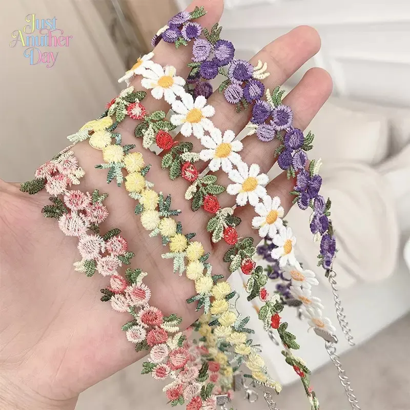 Floral Lace Choker Necklaces, Embroidery Flower Choker for Women, Boho Daisy Neck Choker, Adjustable Floral Lace Collar Necklace, Summer Cute Choker for Daily, Party, Wedding