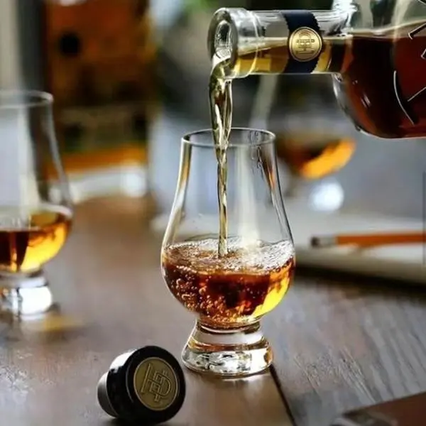 6.8oz Sniff-N-Sip Crystal Bourbon Glass Set 6.8oz Sniff-N-Sip Crystal Bourbon Glass Set