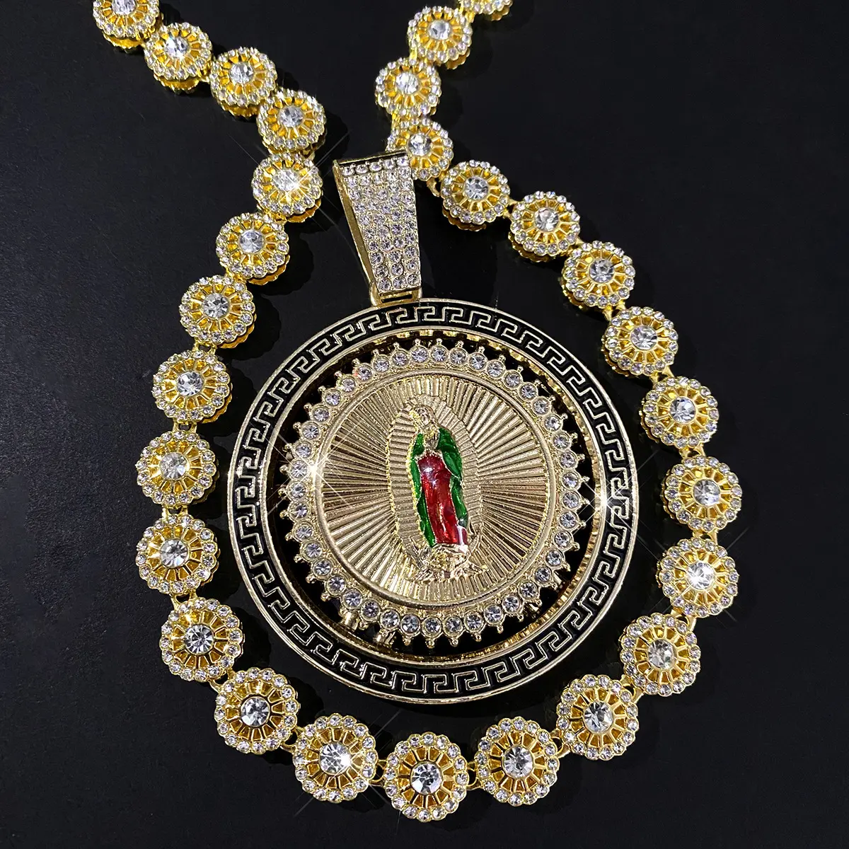 Golden green clothing lace pendant+20 in