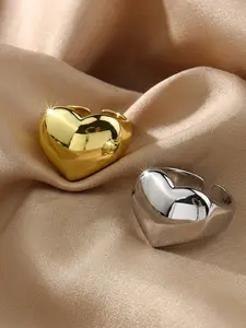 Heart-Shaped Oversized Ring, Elegant Jewelry for Mother's Day and Graduation, Perfect Gift for Loved Ones, Fashion Accessory for Any Occasion