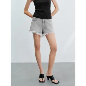 URBAN REVIVO 2026 Lady's Cotton Casual Denim Shorts - Medium Thickness, Multi-Size, Pocketed Basic Women's Bottoms Clothes