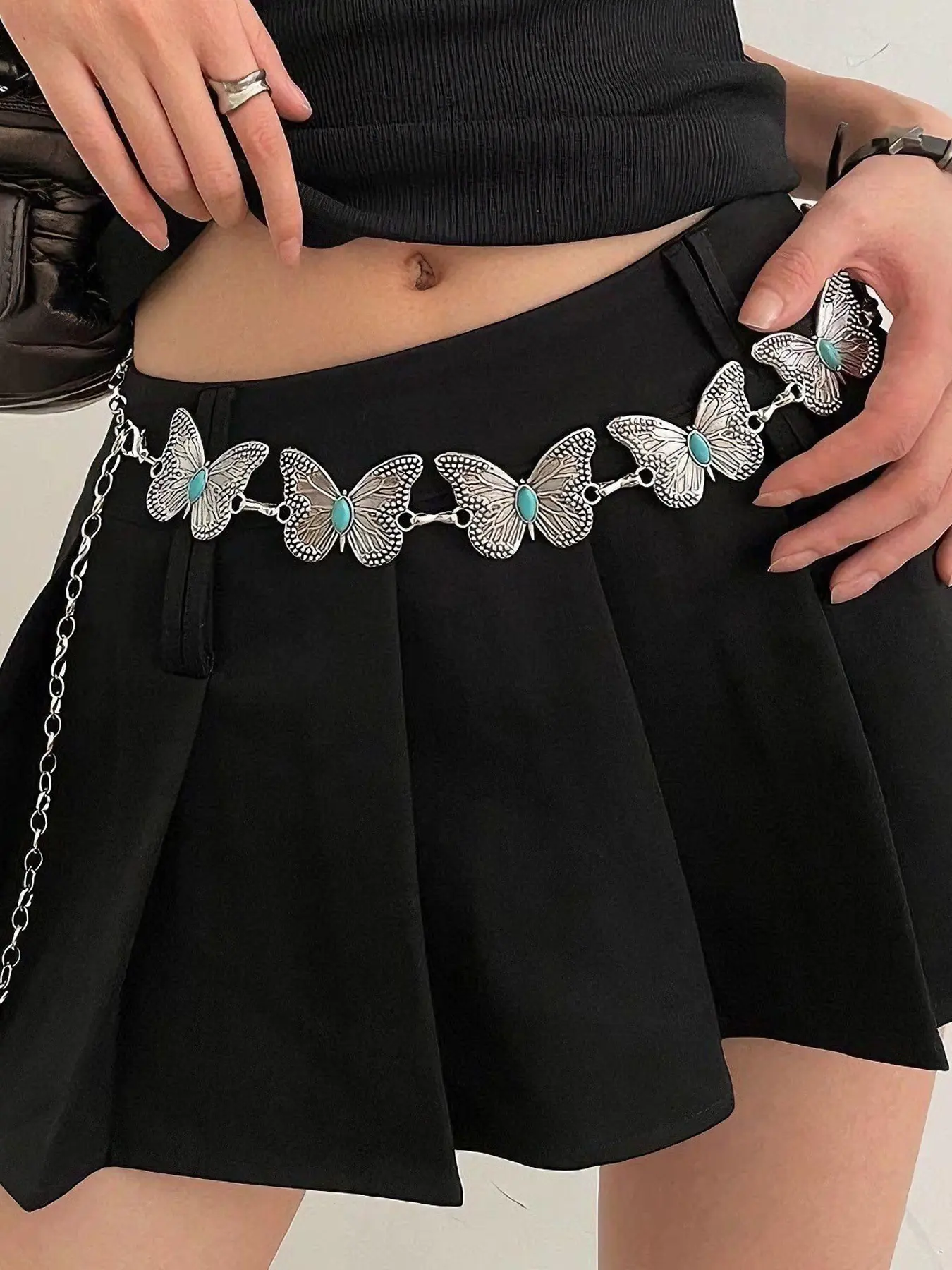 Silver Chain Belt, Stylish belts for Women Fashion Boho Style Belt Plus Size Silver Waist Chains Butterfly Metal Waist Belts Chains Belt Turquoise Stone Trendy Belly Belts for Women Dress Accessories Statement Belts For Dresses