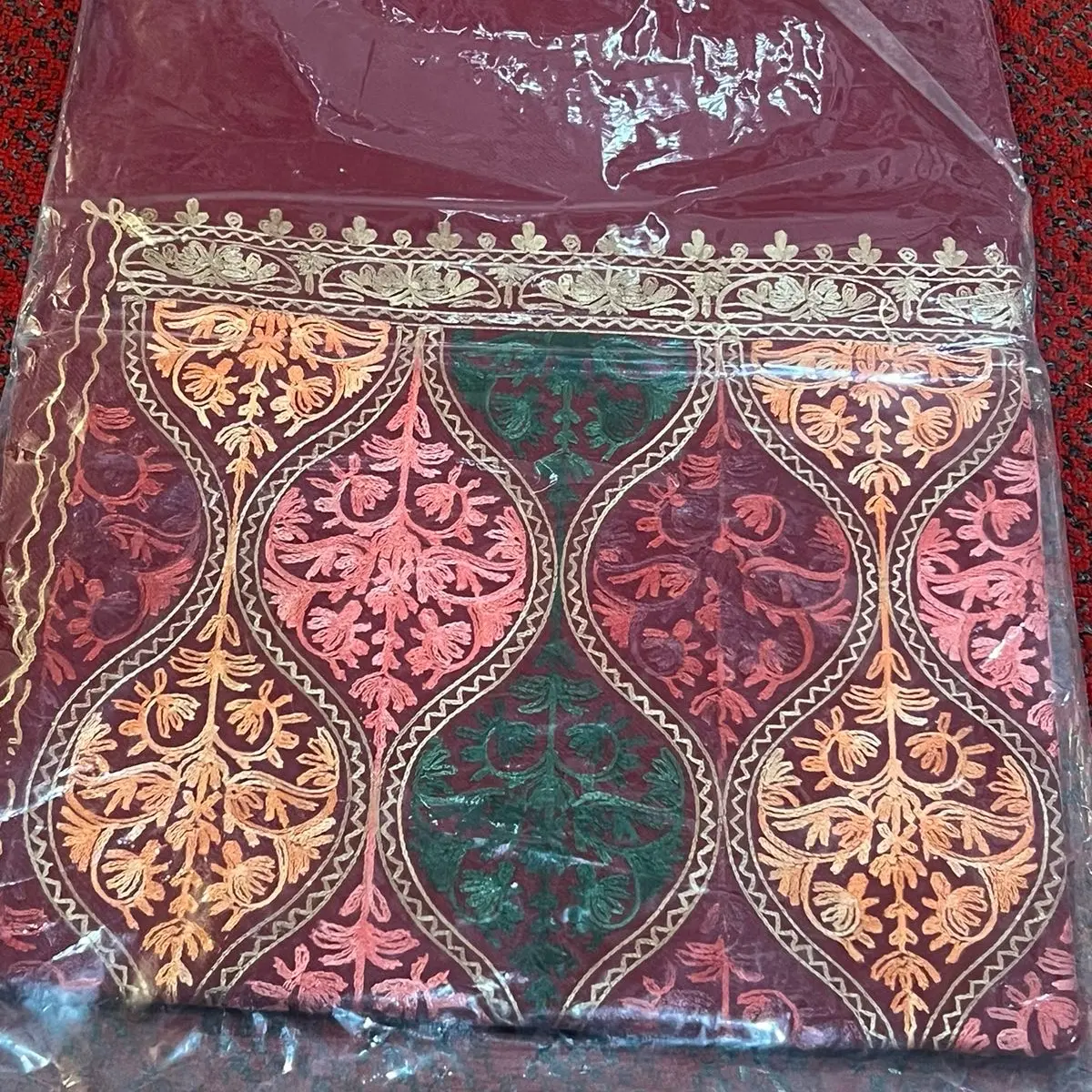 Sari sal barki tika chura mangalsutra stacting blouse hair gazara short kurta