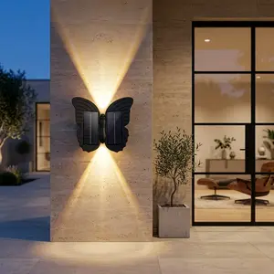 Solar-powered butterfly decorative light, IP65 waterproof and dustproof, suitable for outdoor use.  It automatically turns on at dusk and turns off at dawn.  This energy-saving and environmentally friendly wall light is perfect for gardens, patios, doorwa